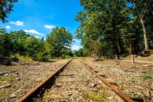 Foto van het oude spoor, de IJzeren Rijn